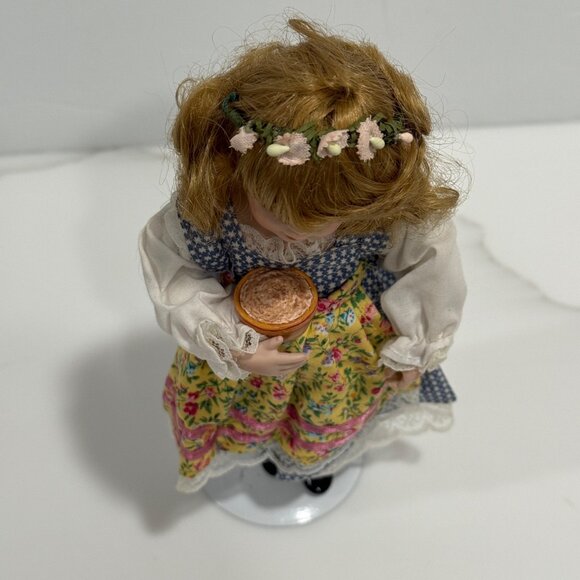 Danbury Mint Goldilocks Porcelain Doll Storybook Collection Bowl Stand Box 8.5" - Picture 10 of 15